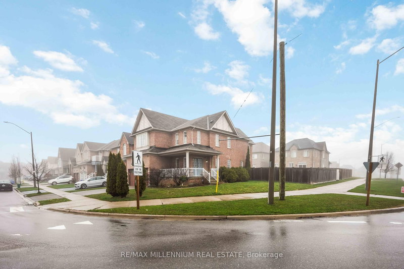 90 Remmington St, Clarington, L1C 0J8 | Image 2