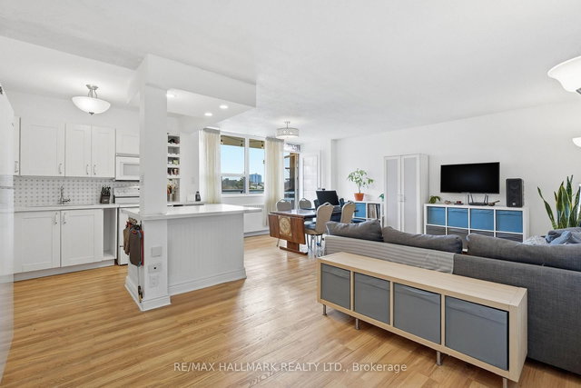 503 - 180 Markham Road