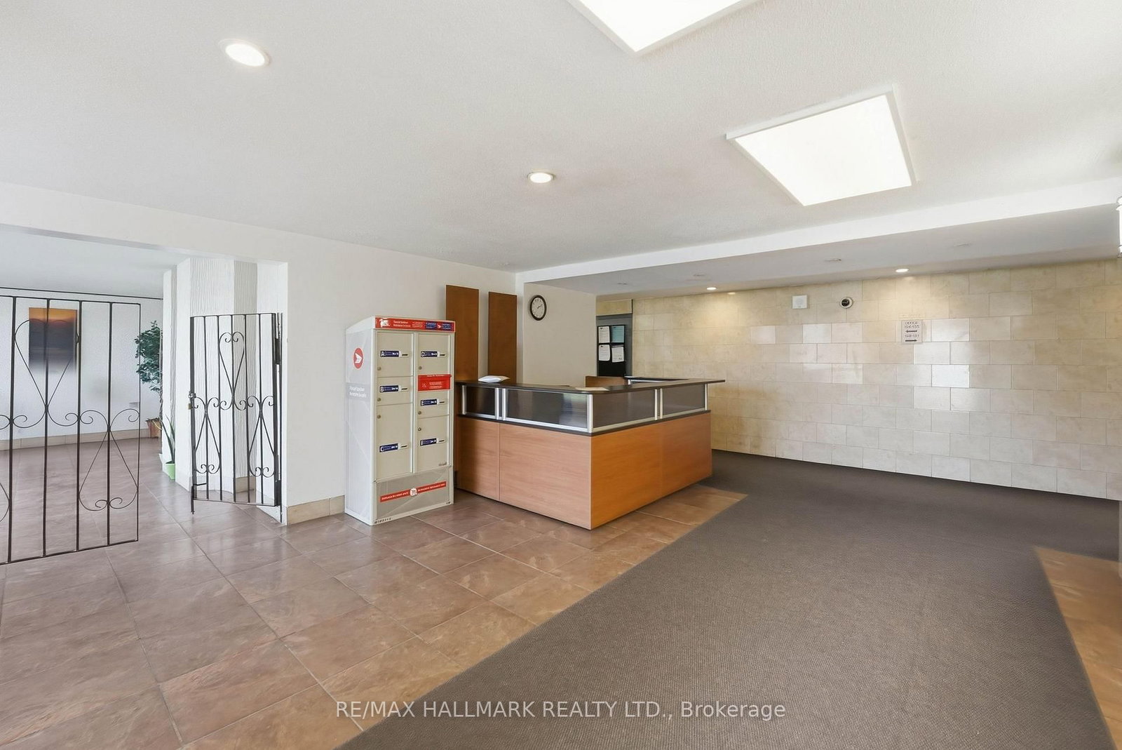 180 Markham Road, Unit 503 - Photo 21