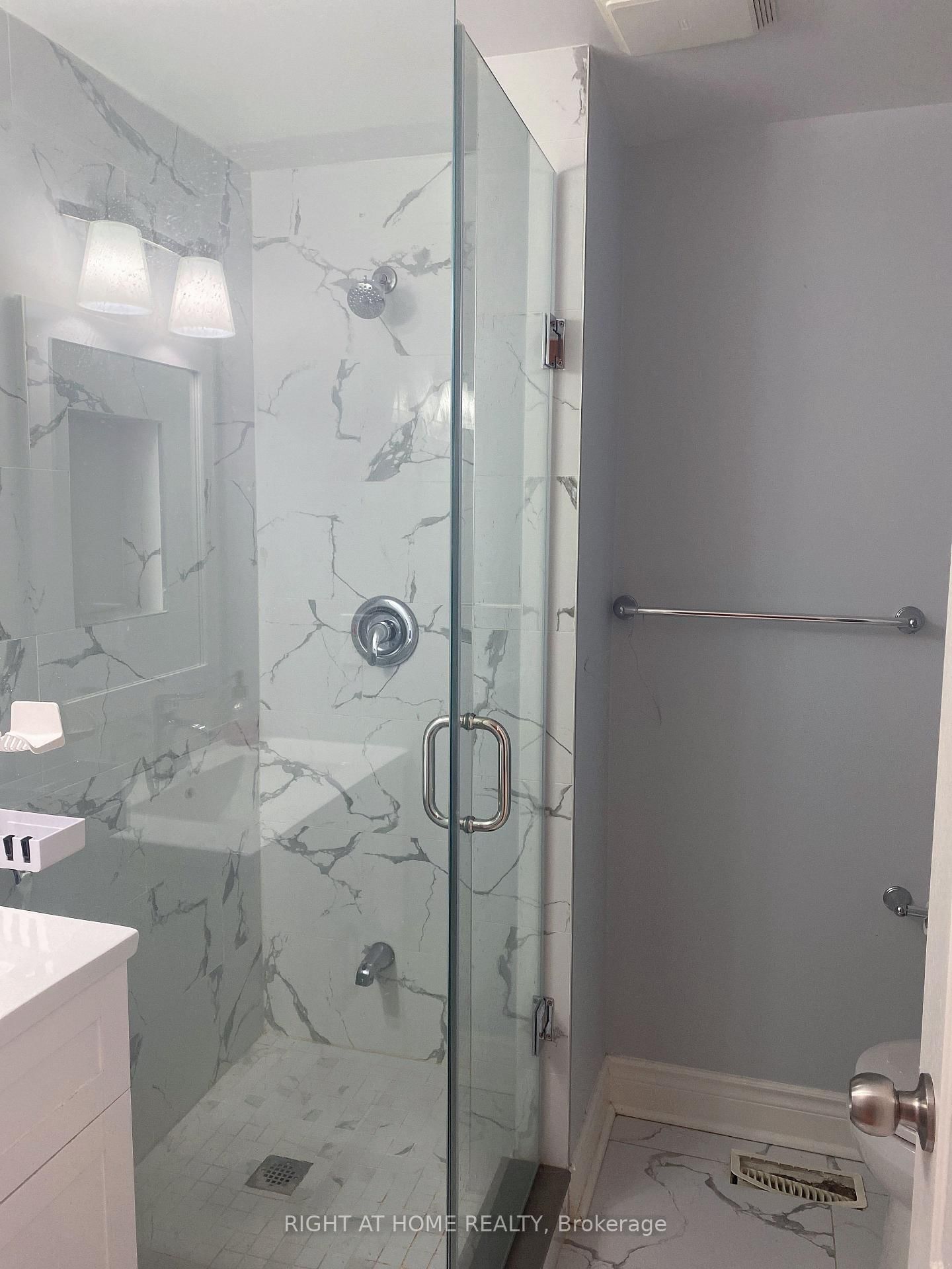 102 Seamist Crescent - Photo 12