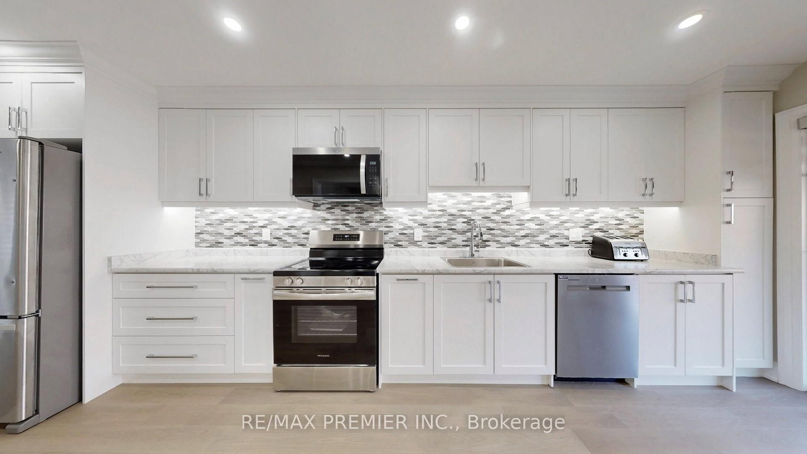 32 Weekes Drive - Photo 12