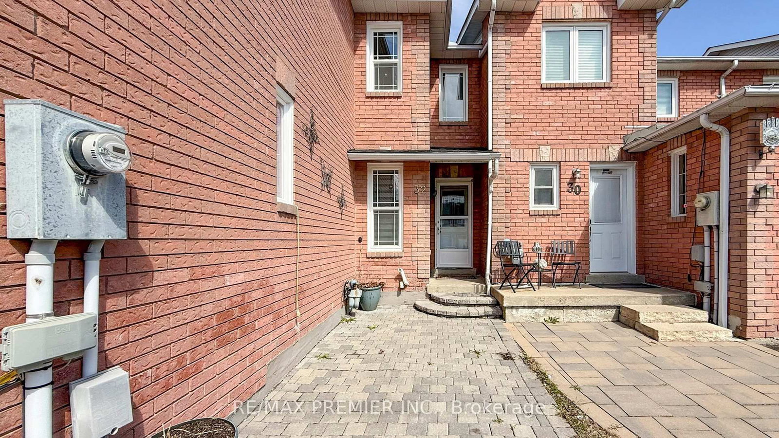 32 Weekes Drive - Photo 3