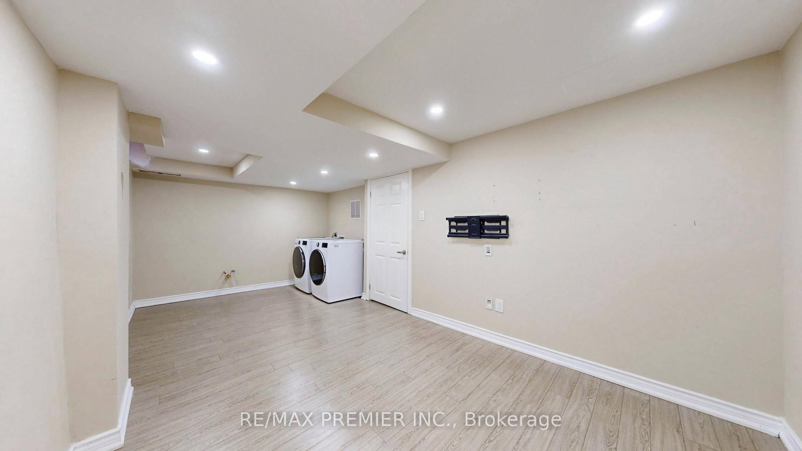 32 Weekes Drive - Photo 37