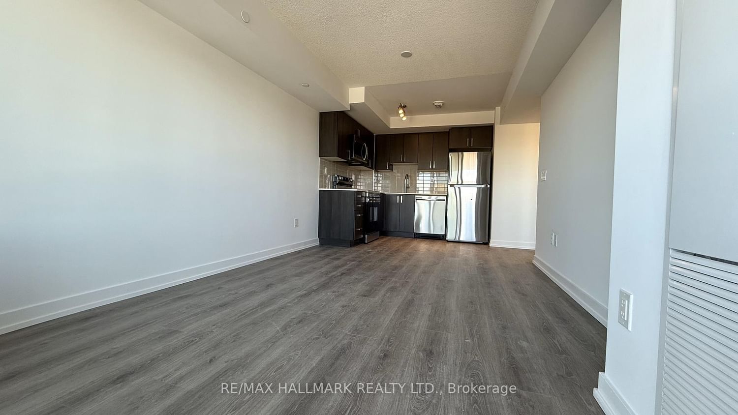 1435 Celebration Drive, Unit 413 - Photo 4