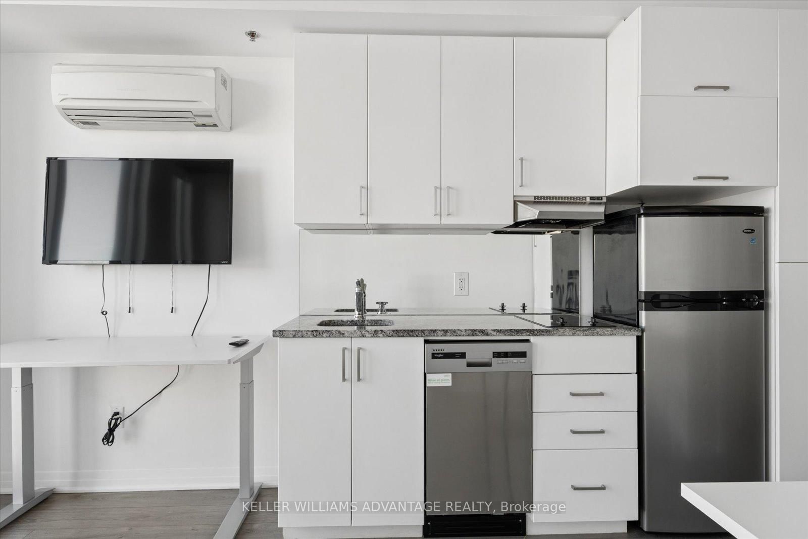 1900 Simcoe Street N, Unit 434 - Photo 10