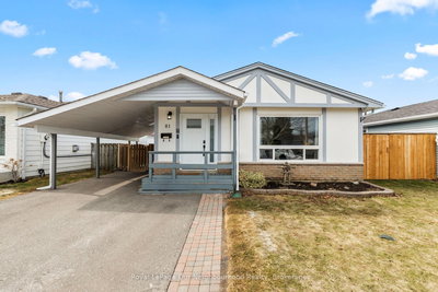 81 Swanston Cres | Ajax | Image