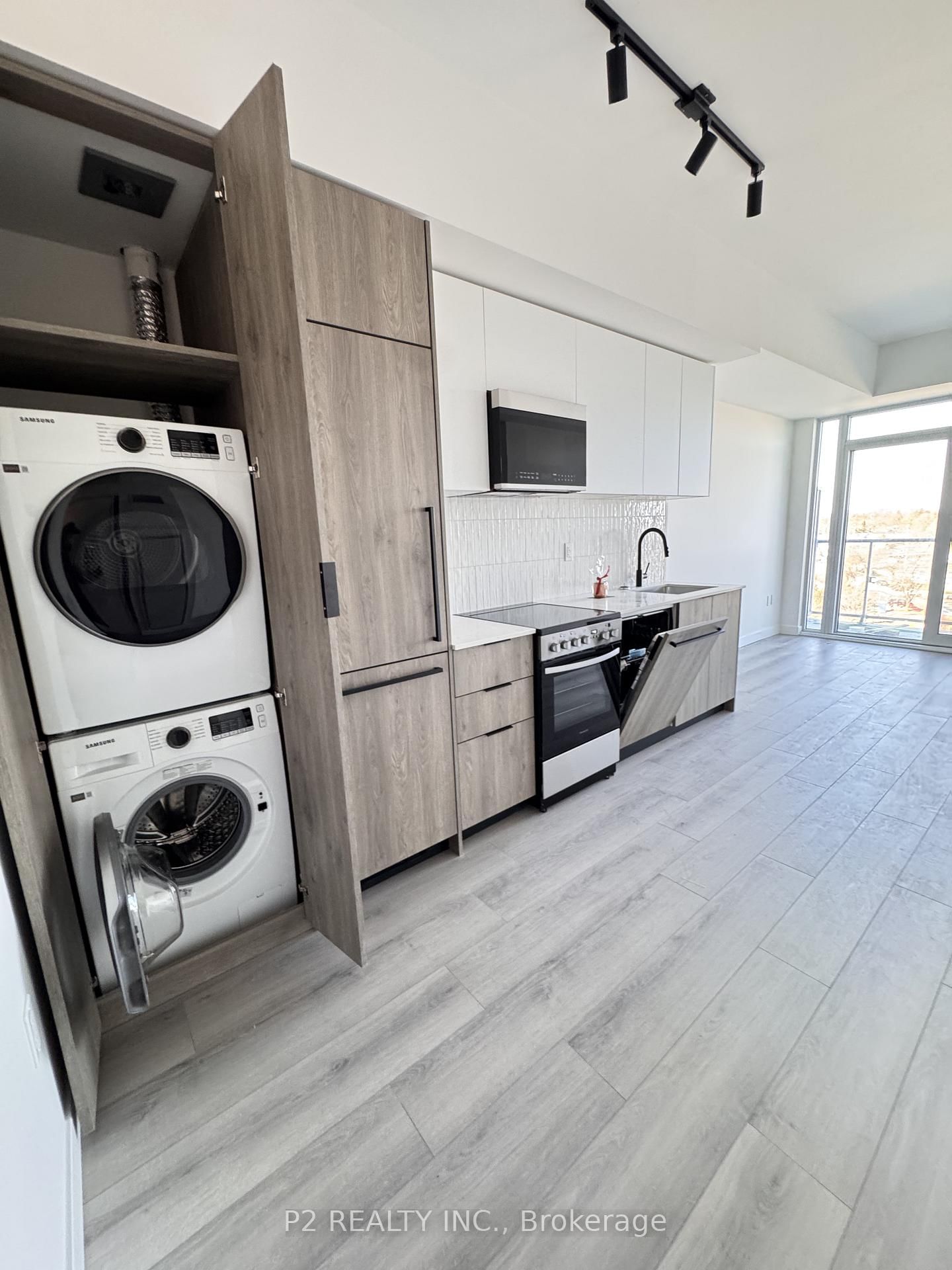 1635 MILITARY Trail, Unit 617 - Photo 3