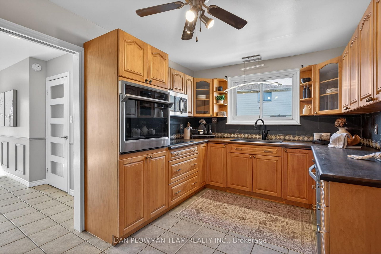 215 Central Park Boulevard N - Photo 14