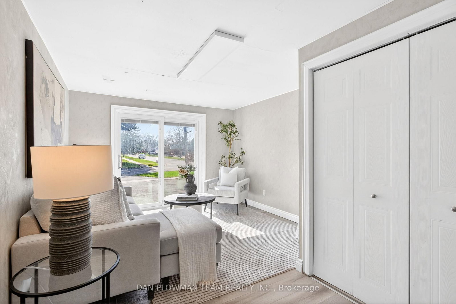 215 Central Park Boulevard N - Photo 25