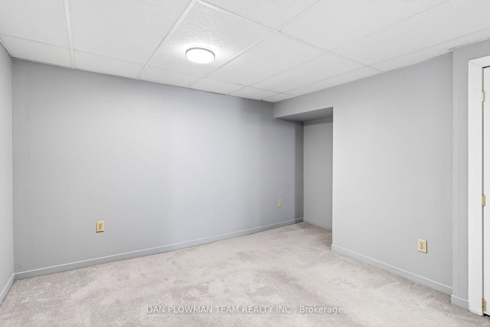 215 Central Park Boulevard N - Photo 36