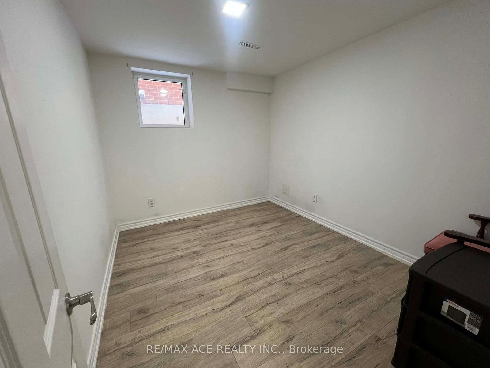 161 Heale Avenue, Unit Bsmt - Photo 6