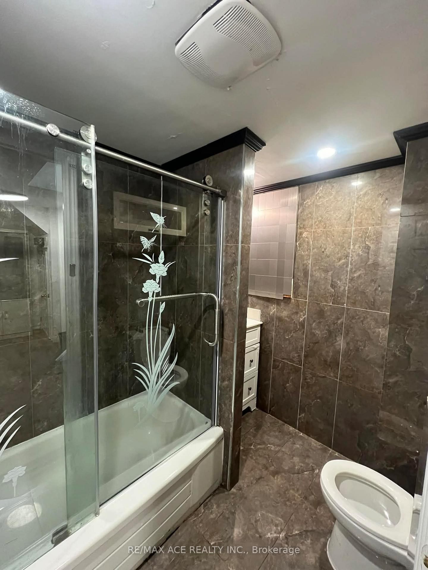 161 Heale Avenue, Unit Bsmt - Photo 8