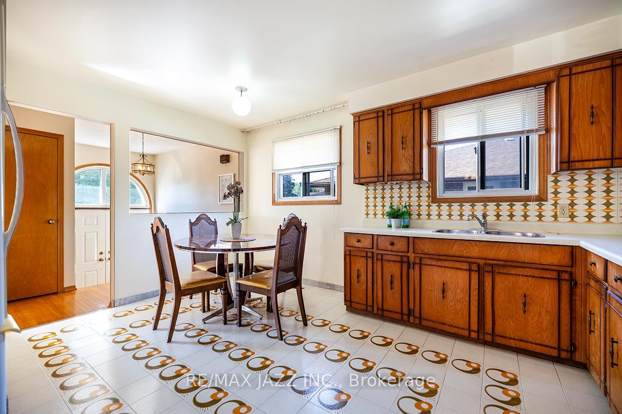 28 Pilot Street - Photo 10