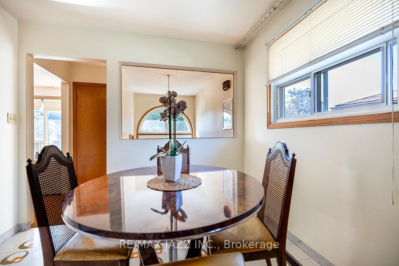 28 Pilot Street - Photo 12