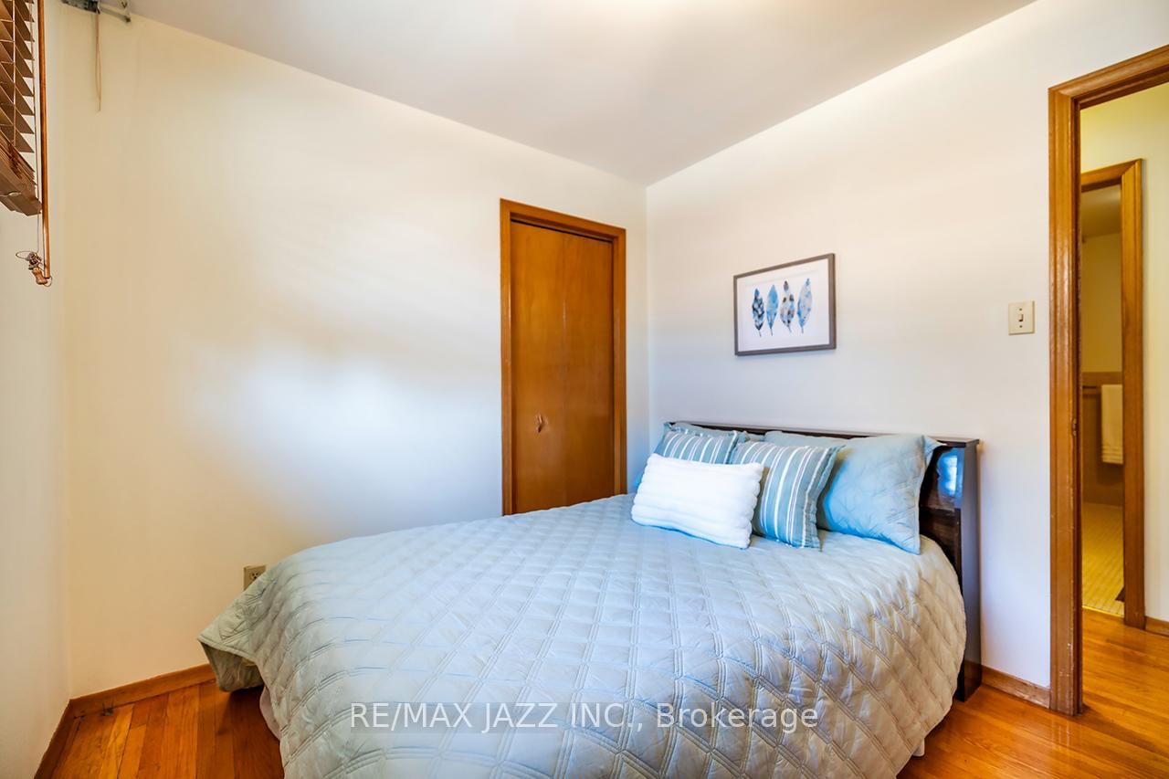 28 Pilot Street - Photo 15