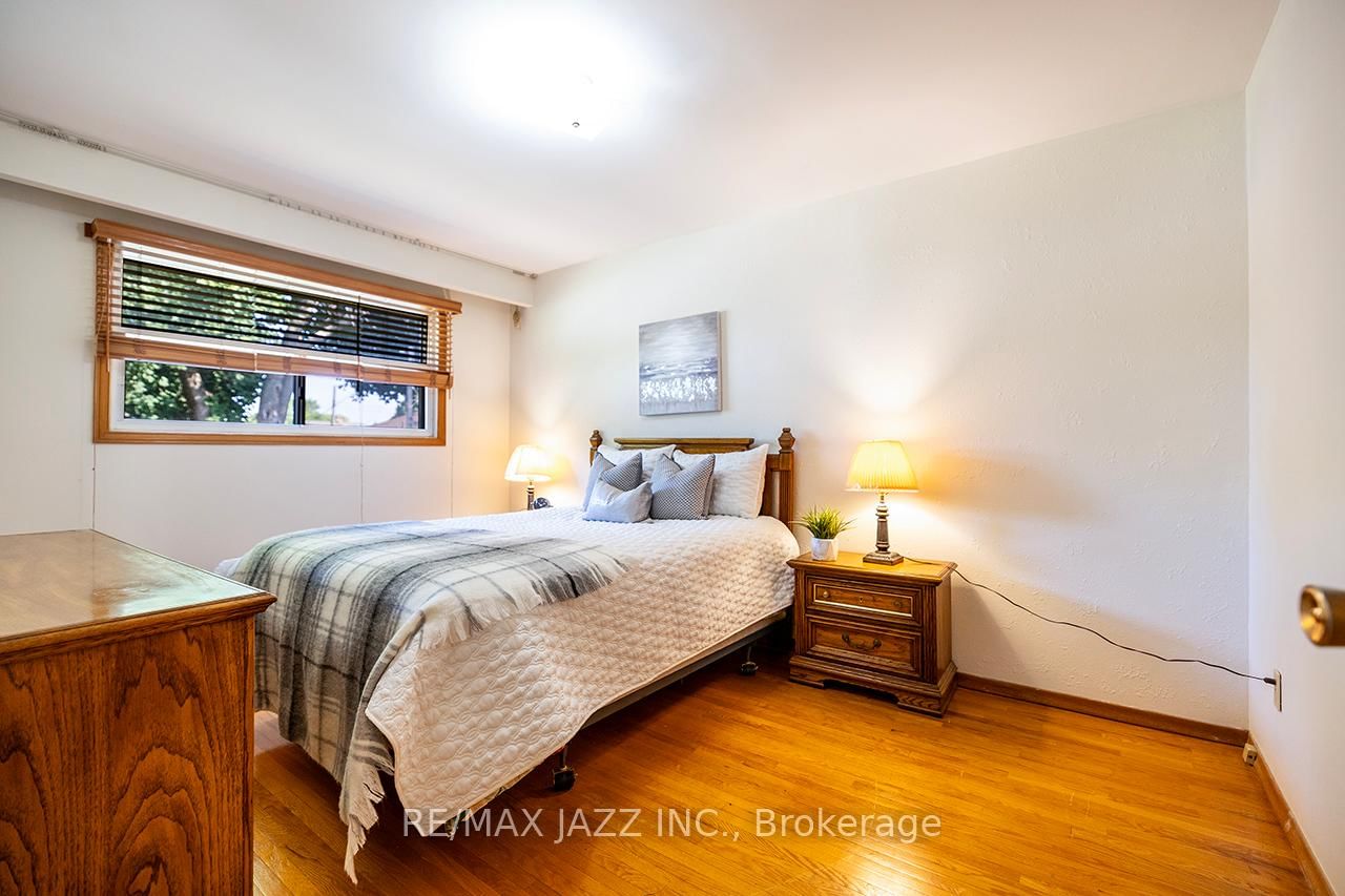 28 Pilot Street - Photo 17