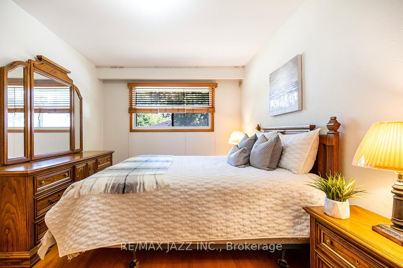 28 Pilot Street - Photo 18