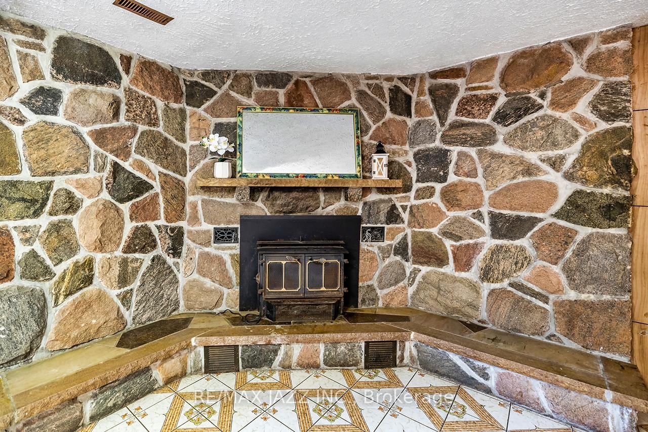 28 Pilot Street - Photo 23