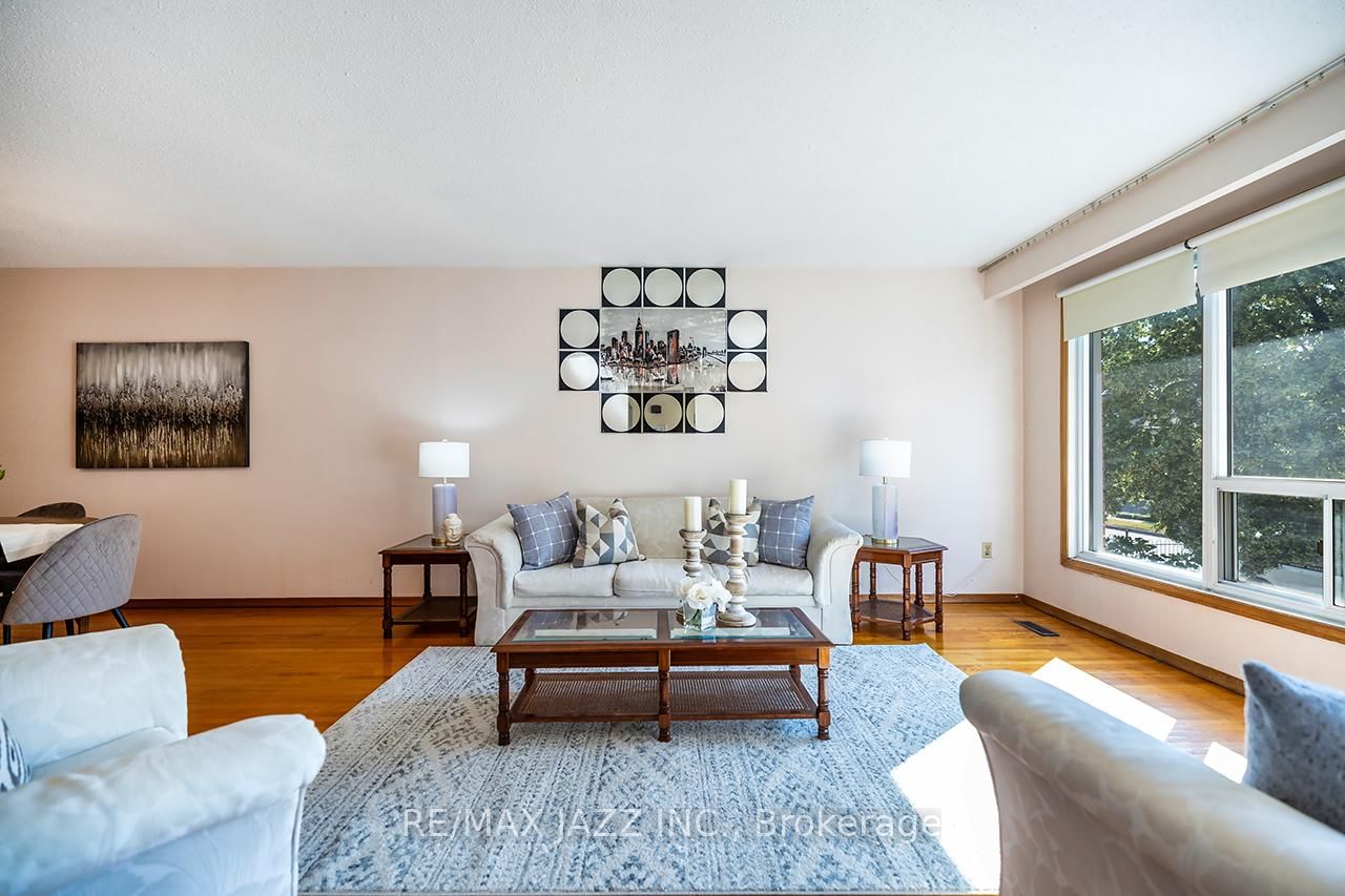 28 Pilot Street - Photo 4