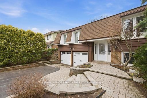 17 Nordic Crt, Whitby, L1N 5N2 | Image 3