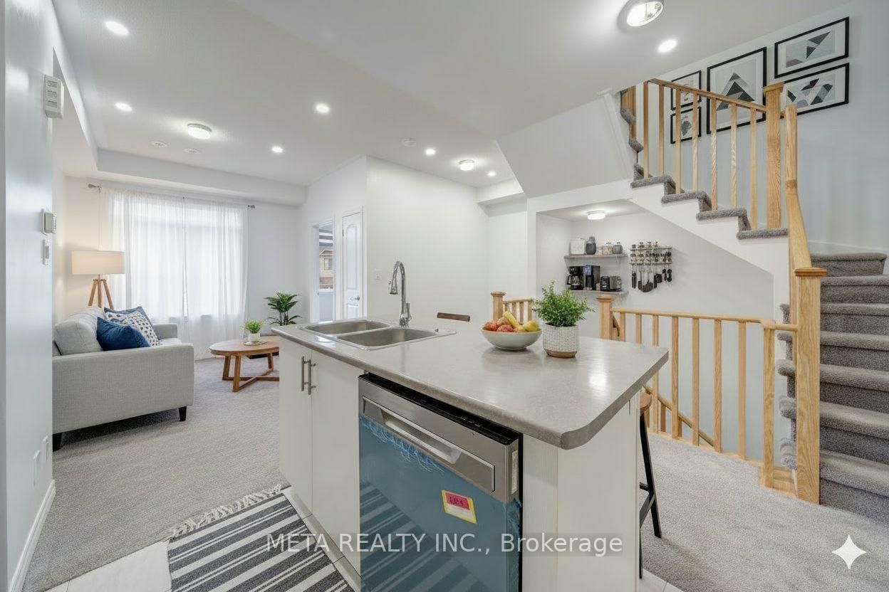 1073 LOCKIE Drive - Photo 10