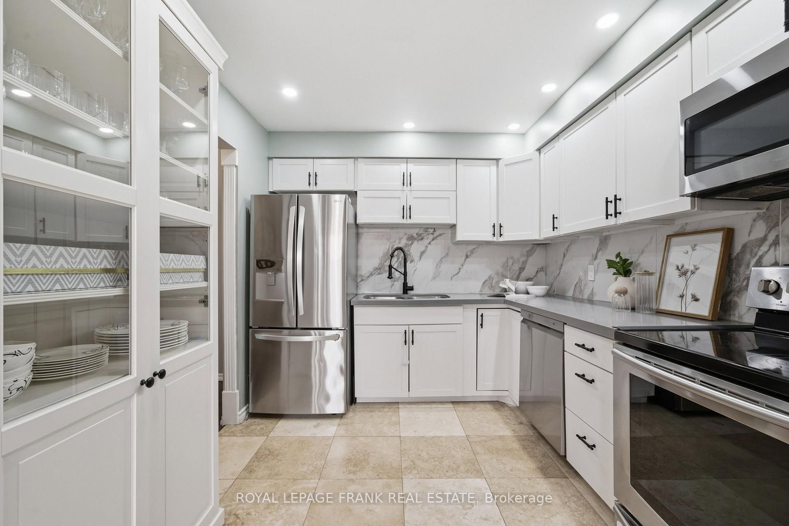 1248 Astra Avenue - Photo 6