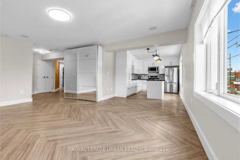 901 Pape Ave, Toronto, M4K 3V1 | Image 2