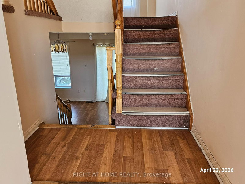 64 Conn Smythe Dr, Toronto, M1J 3P5 | Image 2