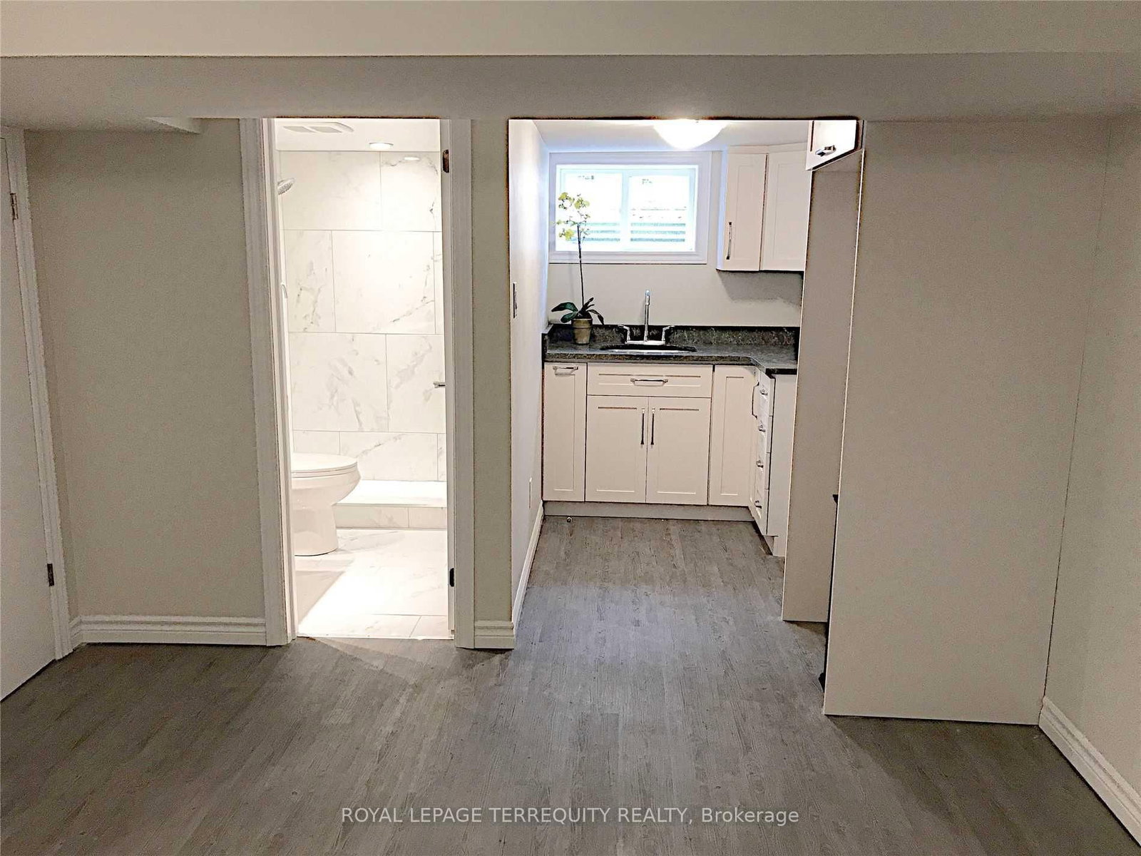 79 Ionview Road, Unit Unit 2 - Photo 2