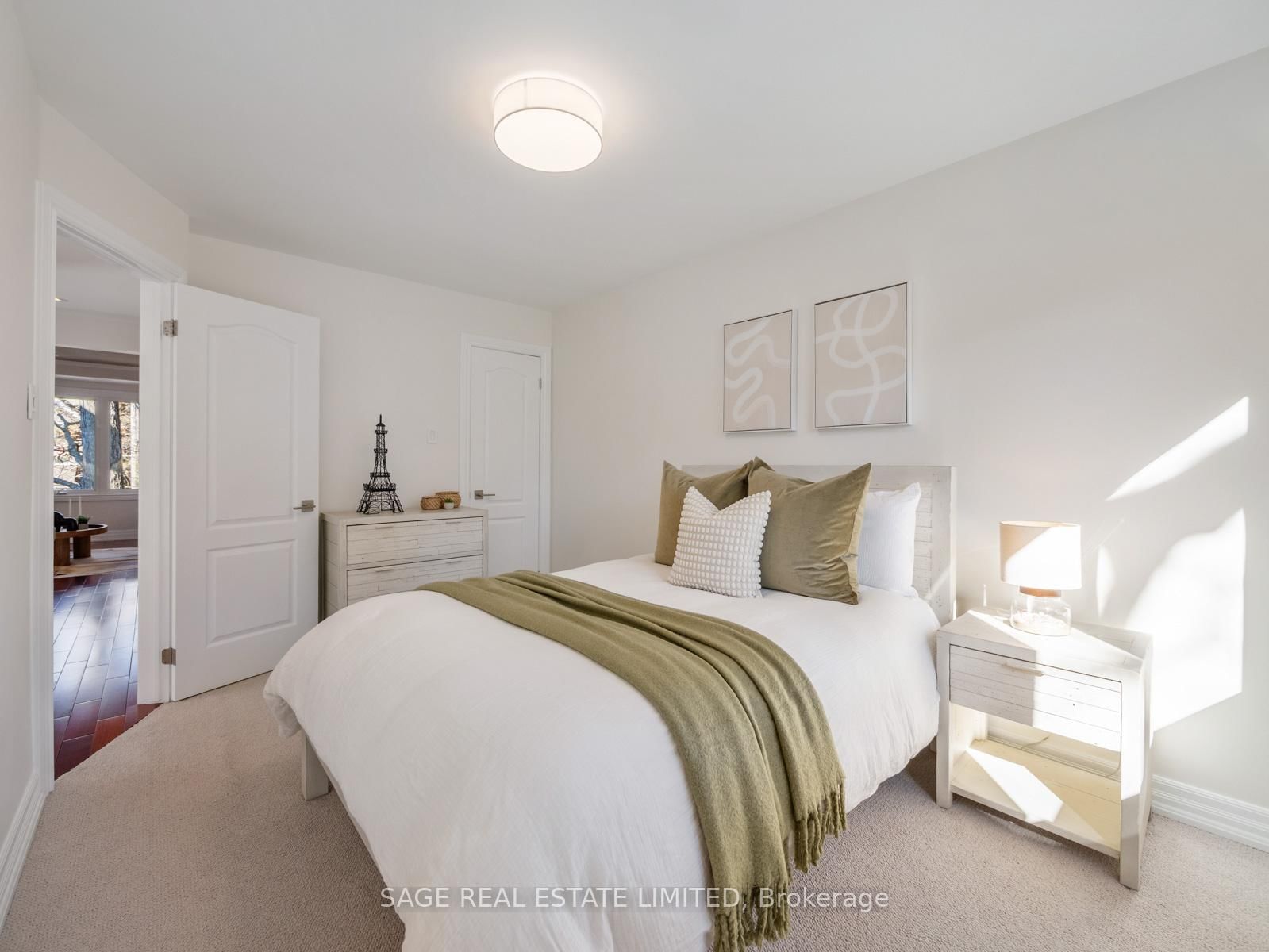 137 Willow Avenue - Photo 13