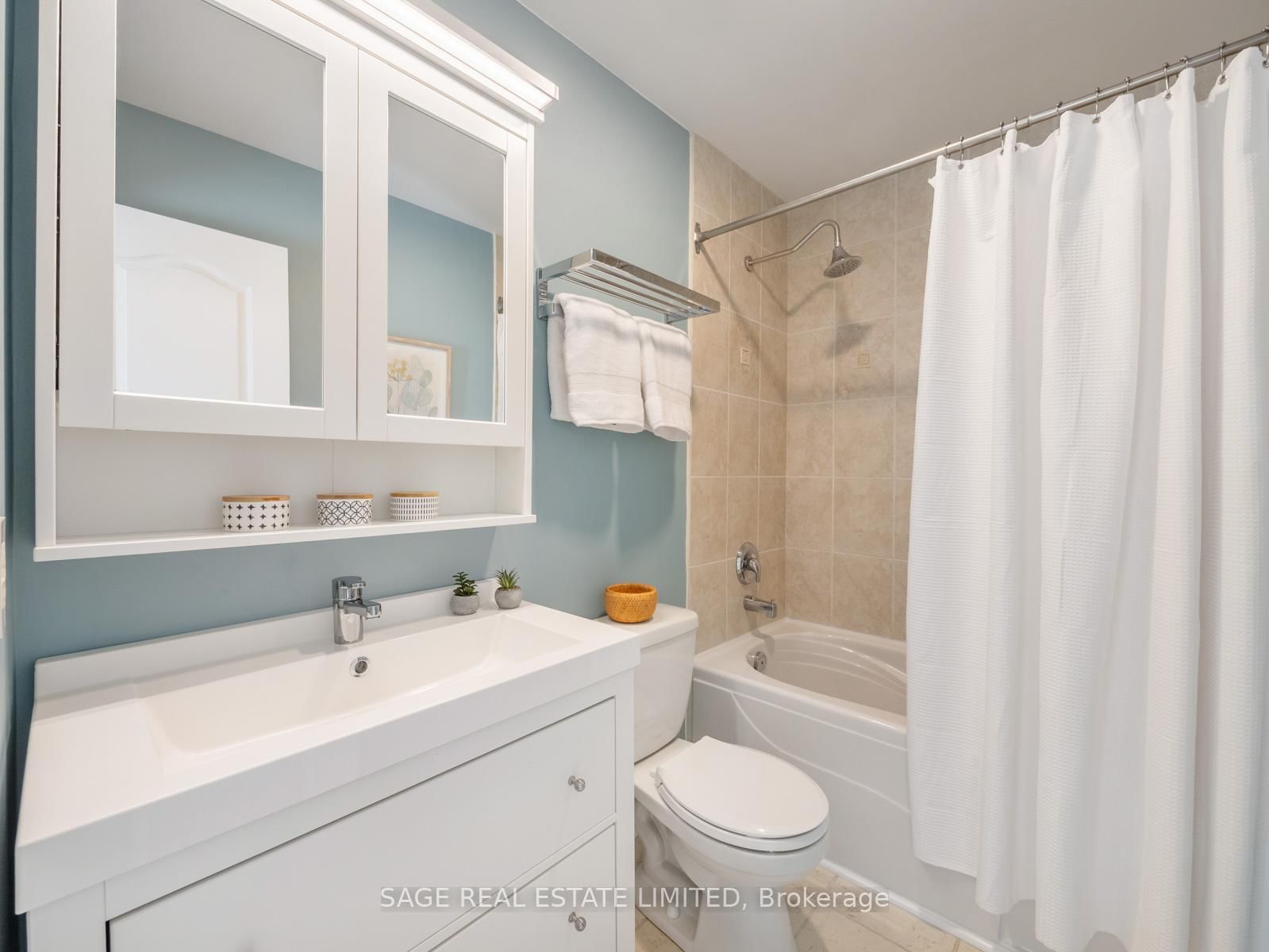 137 Willow Avenue - Photo 17