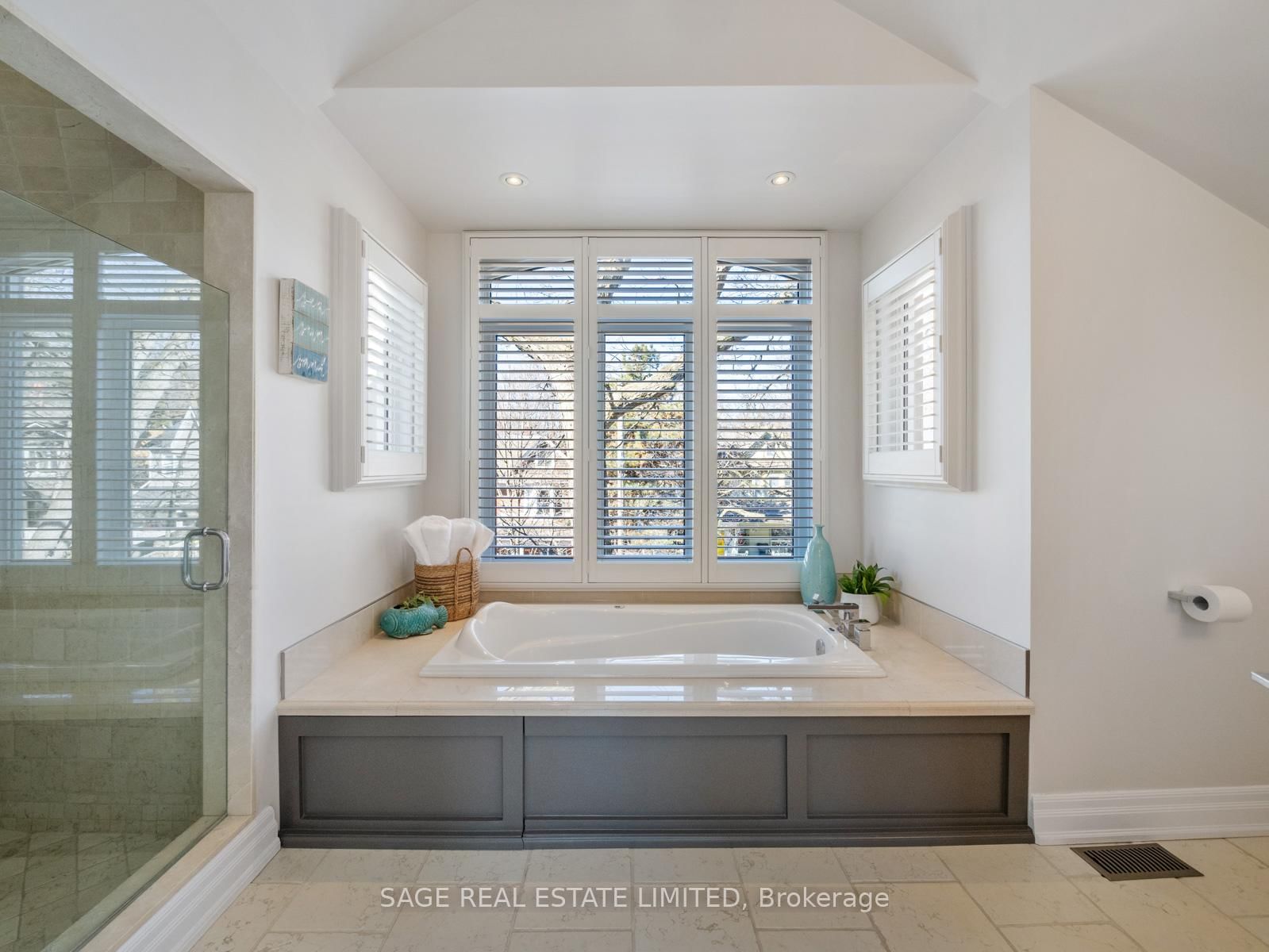 137 Willow Avenue - Photo 22