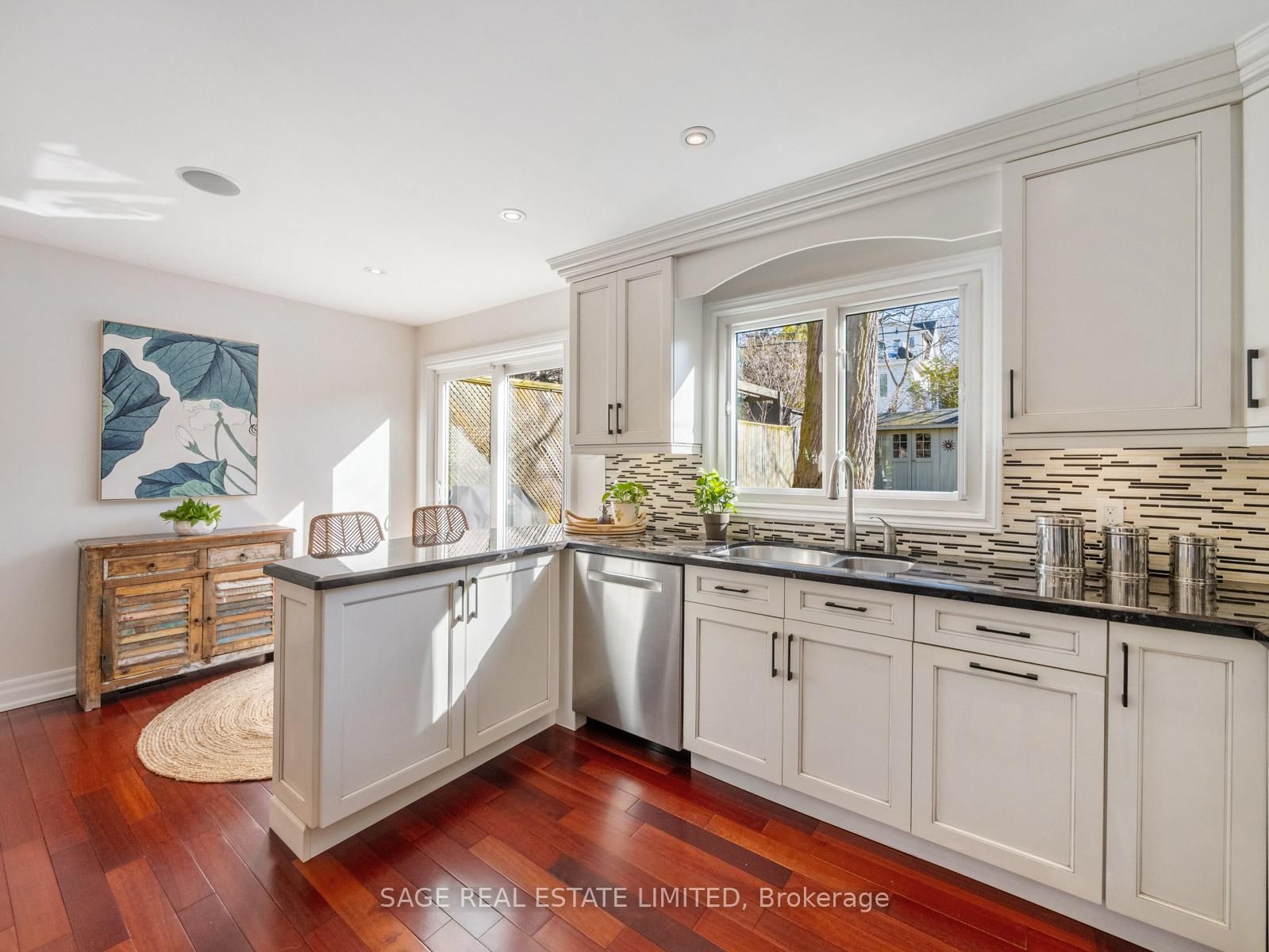 137 Willow Avenue - Photo 7