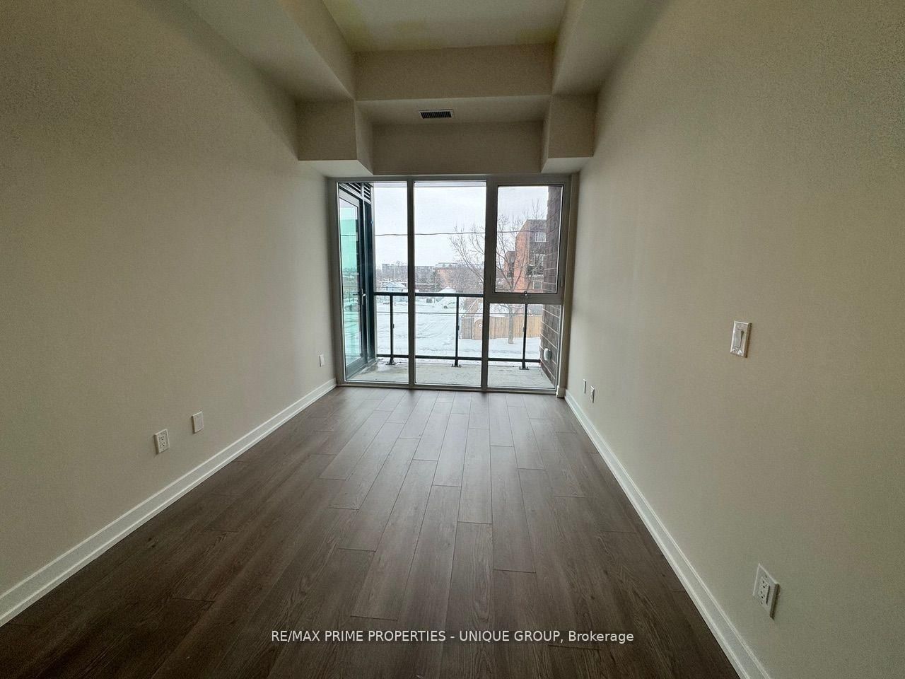 201 Brock Street S, Unit 104 - Photo 6