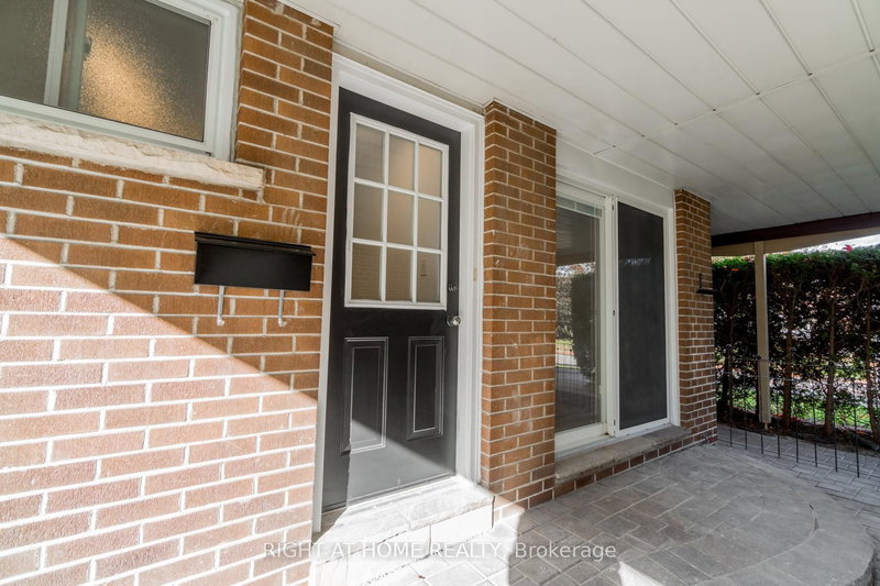 899 Florell Dr, Oshawa, L1H 6W3 | Image 3