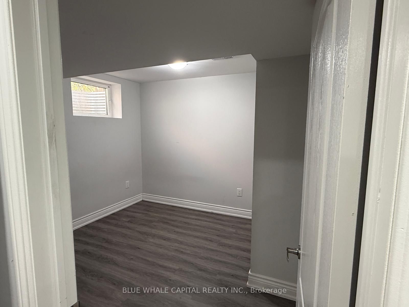 658 Crimson Crescent, Unit Bsmt - Photo 9