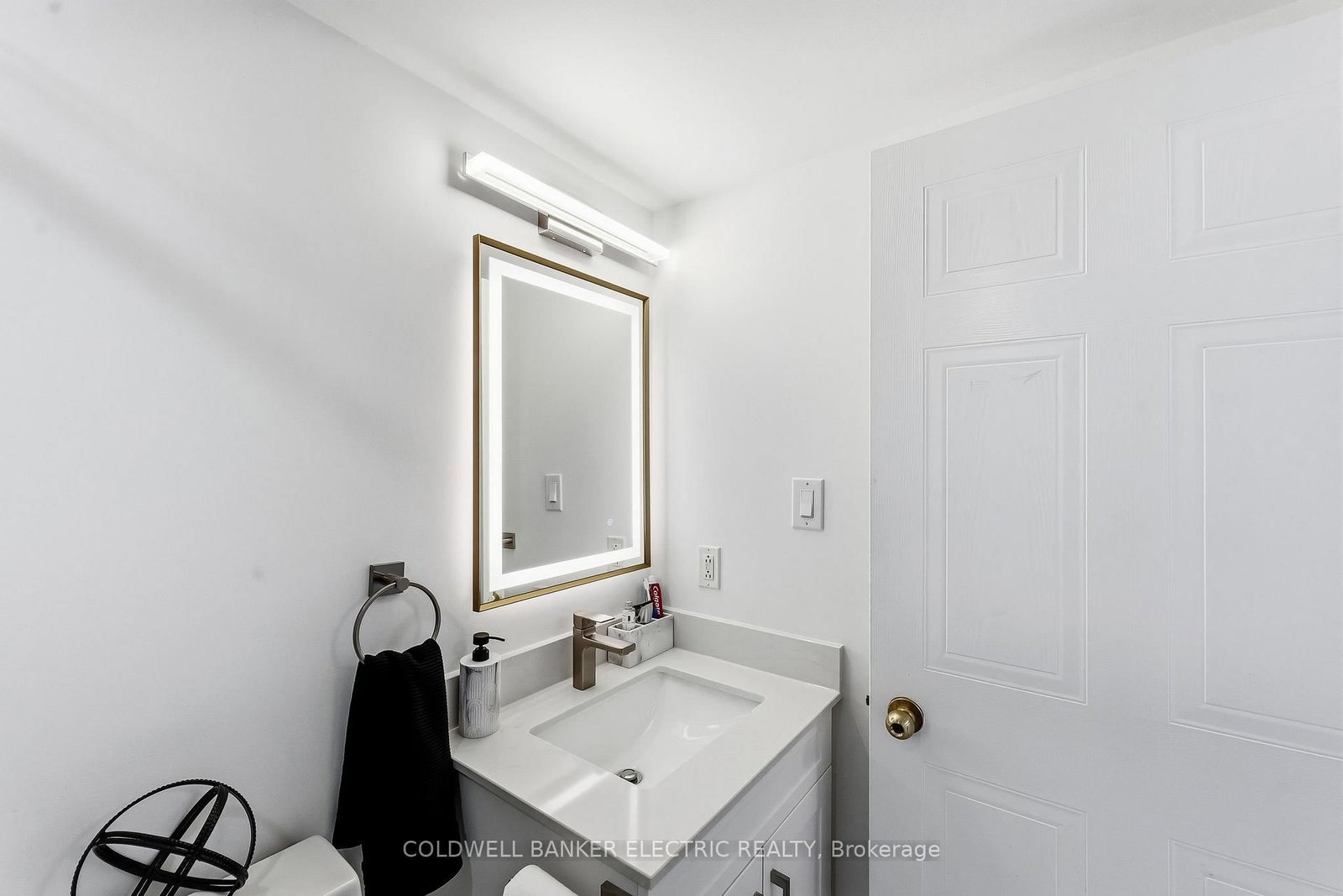 2550 Lawrence Avenue E, Unit 815 - Photo 26