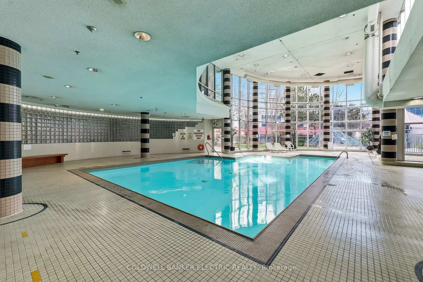 2550 Lawrence Avenue E, Unit 815 - Photo 36