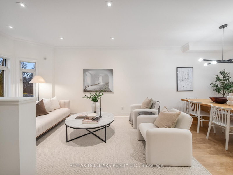 26 Eastmount Ave, Toronto, M4K 1V1 | Image 3