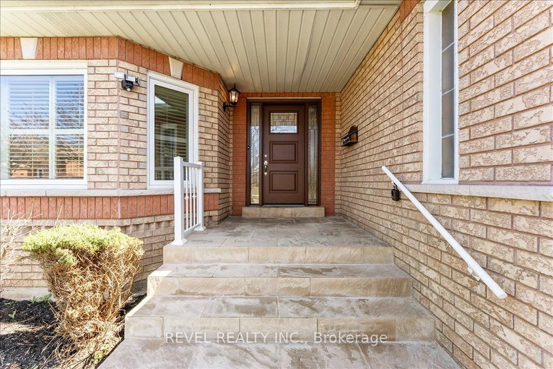 30 Linderwood Dr, Toronto, M1C 3P8 | Image 2