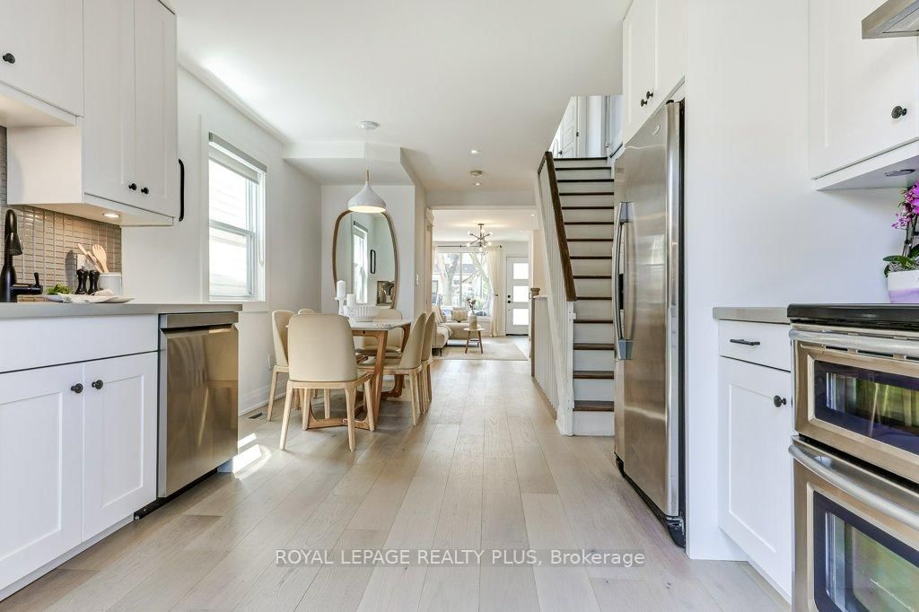 55 Rhodes Avenue - Photo 17