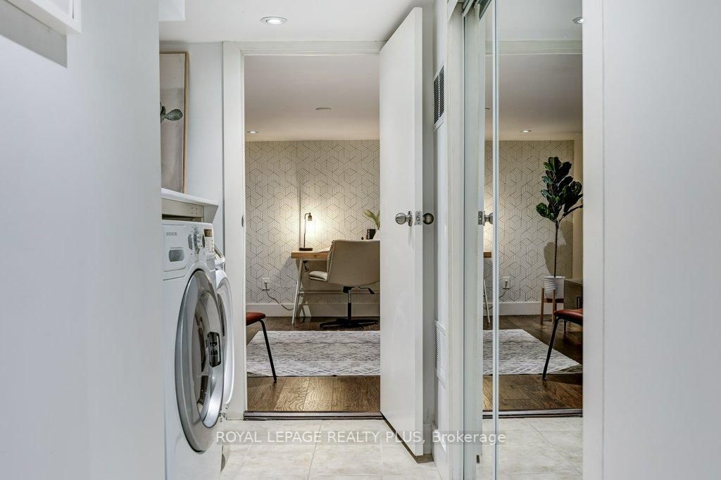 55 Rhodes Avenue - Photo 28