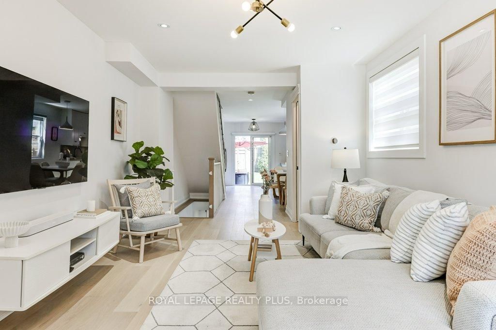 55 Rhodes Avenue - Photo 5