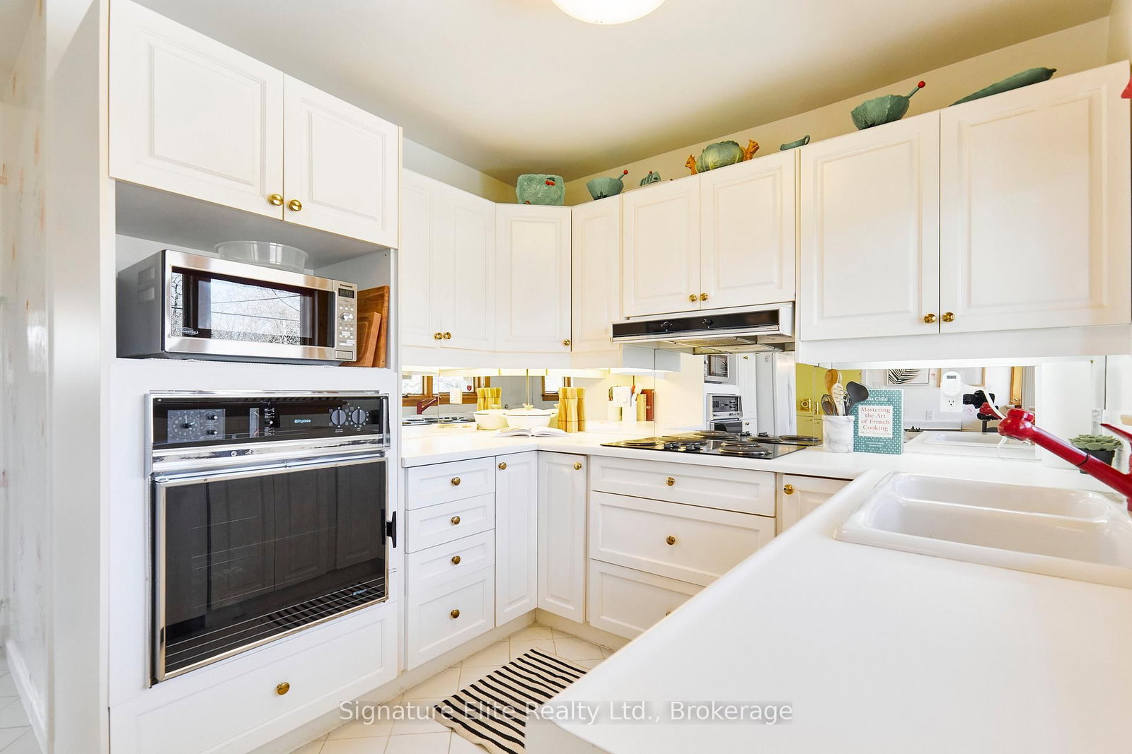 Listing Image 14