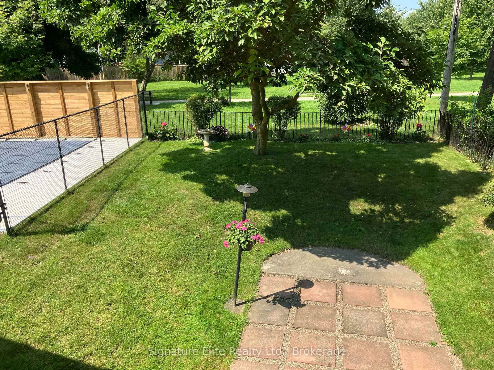 Listing Image 18