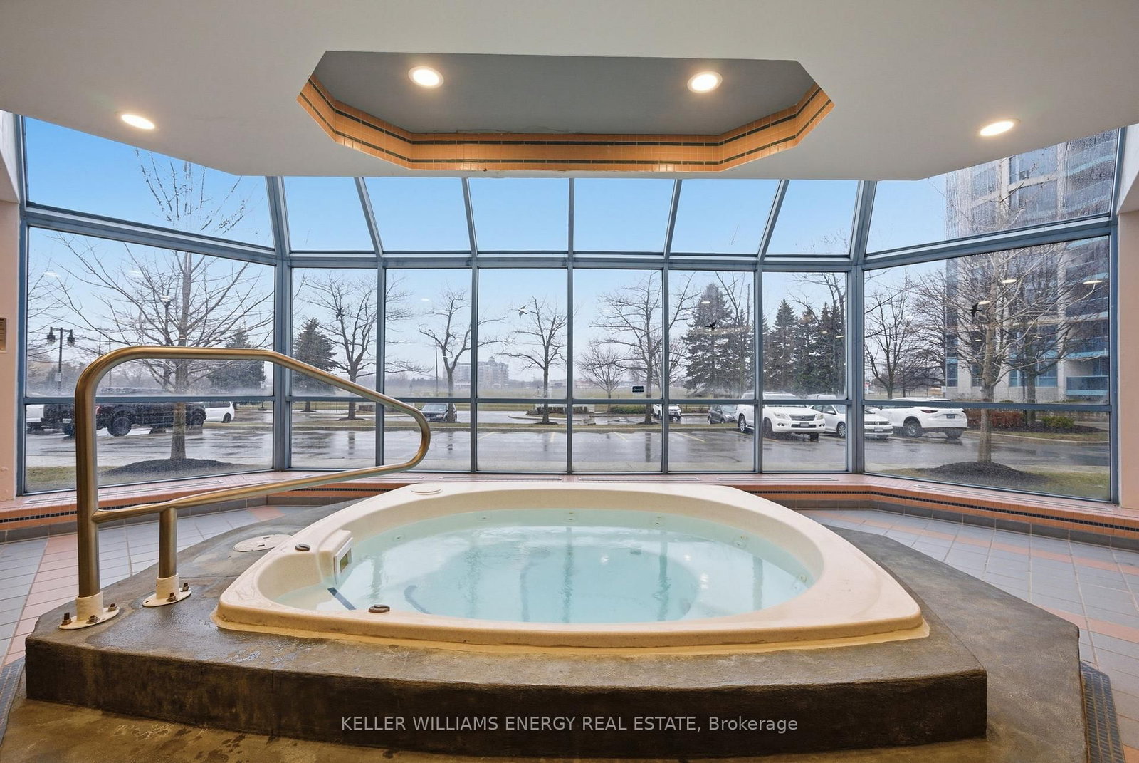 360 Watson Street W, Unit 610 - Photo 21