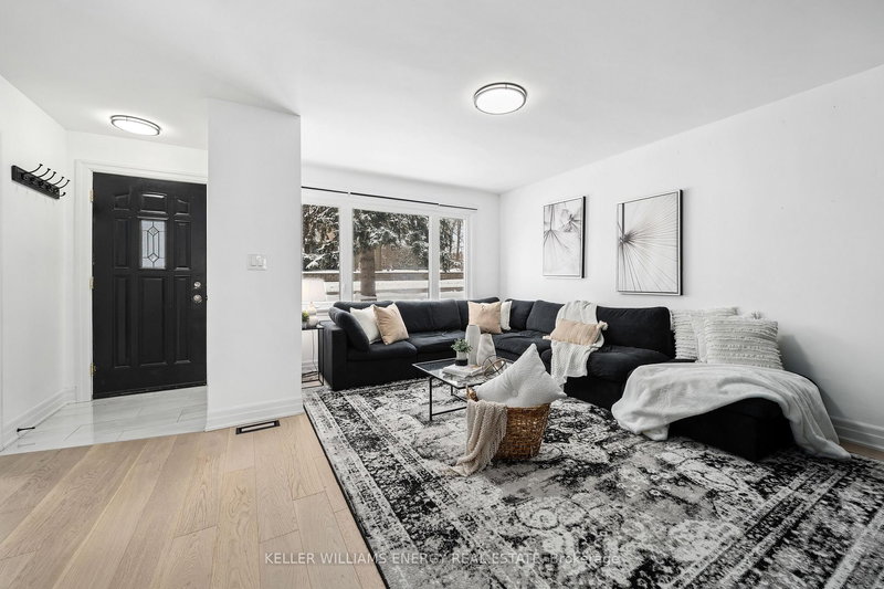 267 Liberty St N, Clarington, L1C 3Y6 | Image 2