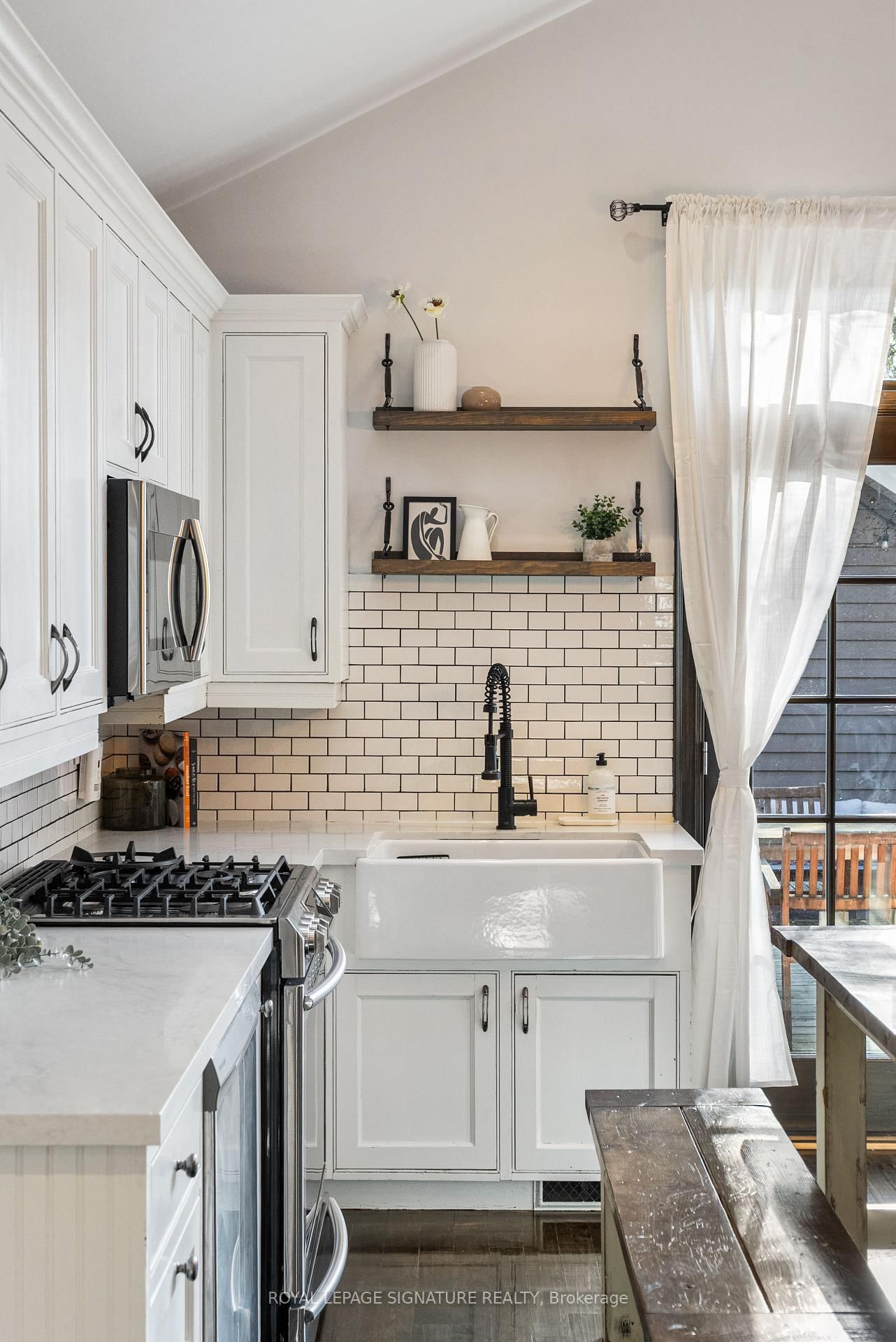 220 Westlake Avenue - Photo 17