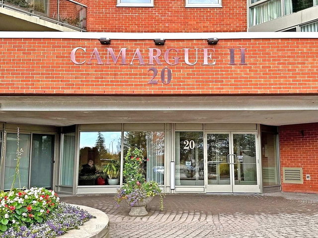 819 - 20 Dean Park Road