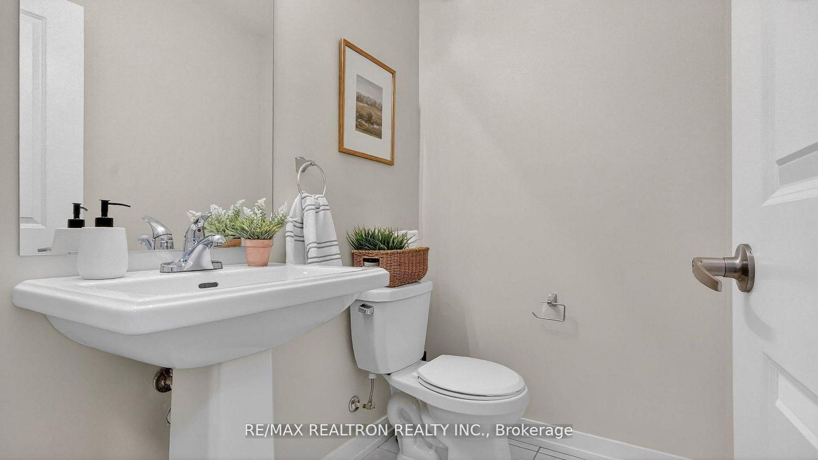 2550 Castlegate Crossing, Unit 103 - Photo 4